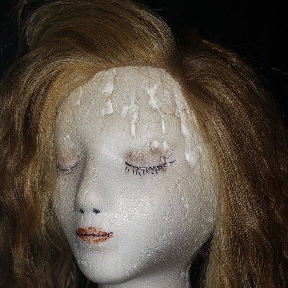 Vivica Fox Synthetic Wig NWOT - Picture 8 of 8